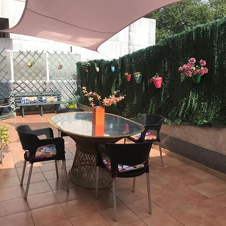 Apartamento Con Amplia Terraza Cerca Del Hospital Clinico Santiago de Compostela Kültér fotó